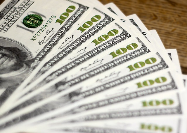 dollar-4418322_640